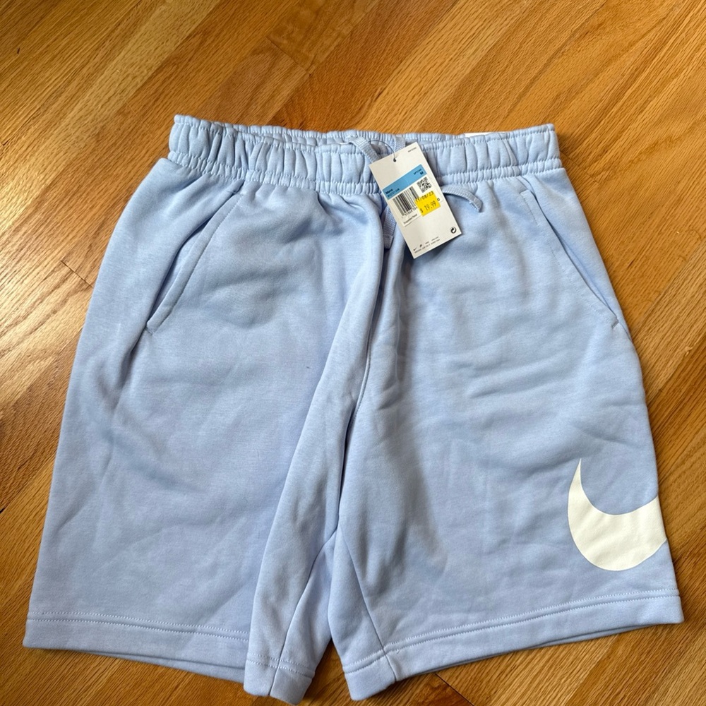 Nike Sportswear Club BV2721 New Men's Size Medium Baby Blue